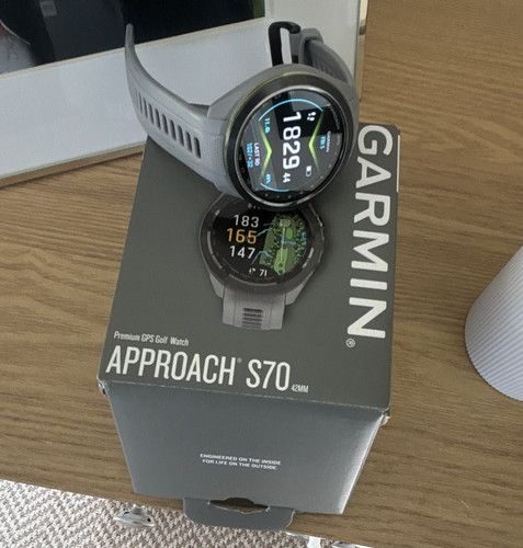 Garmin approach s70 golf gps - garmin,